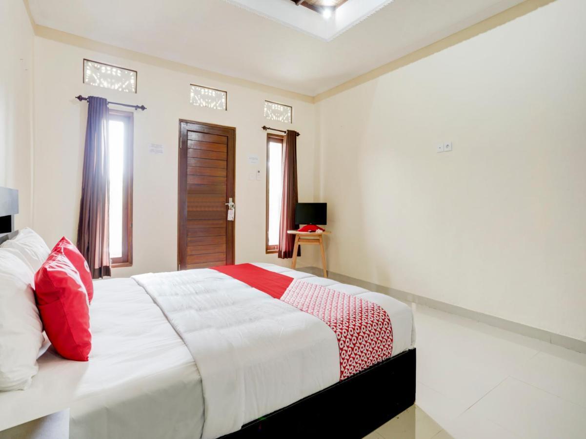 Oyo 90711 Blembong Homestay Jimbaran Eksteriør bilde